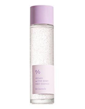 Эссенция стартовая с ресвератролом и экстрактом клюквы Dr.Ceuracle Vegan Active Berry First 150 мл фото