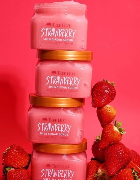Скраб для тіла Tree Hut Strawberry Sugar Scrub 510 г фото