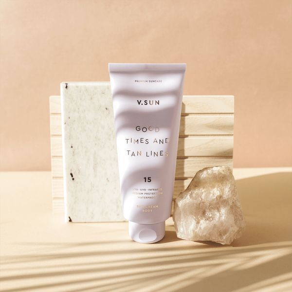 Сонцезахисний крем для тіла V.SUN sun cream body SPF 15 200 мл фото
