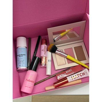 Подарунковий набір Bogenia Gift Box №4 (Підводка-маркер для очей чорна 24h Neverti,Підводка-маркер для очей коричнева 24h Neverti фото
