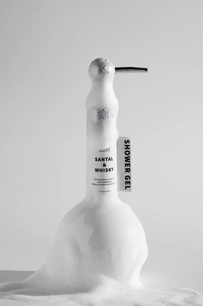 Гель для душа парфюмированный с Д-пантенолом и молочной кислотой Dott Santal & Whisky 350 мл фото