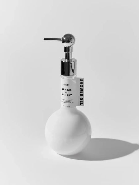 Гель для душа парфюмированный с Д-пантенолом и молочной кислотой Dott Santal & Whisky 350 мл фото