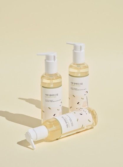 Гидрофильное масло с экстрактом черных соевых бобов Round Lab Soybean Cleansnig Oil 200 мл фото