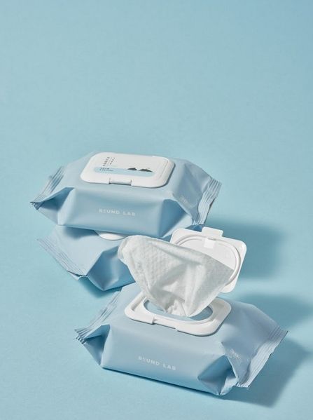 Салфетки очищающие с морской водой Round Lab 1025 Dokdo Cleansing Tissue 30 шт фото